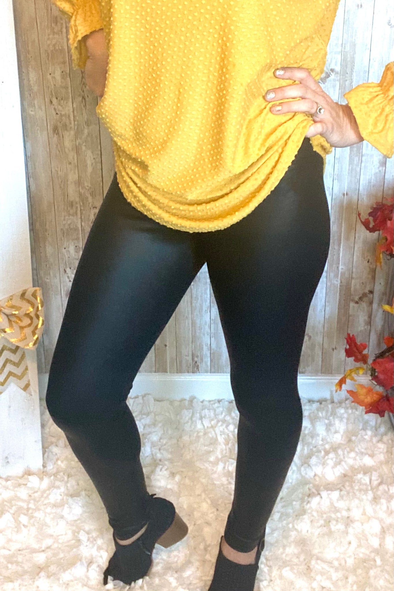 FAUX KNITTED LEATHER LEGGINGS - Honest Boutique